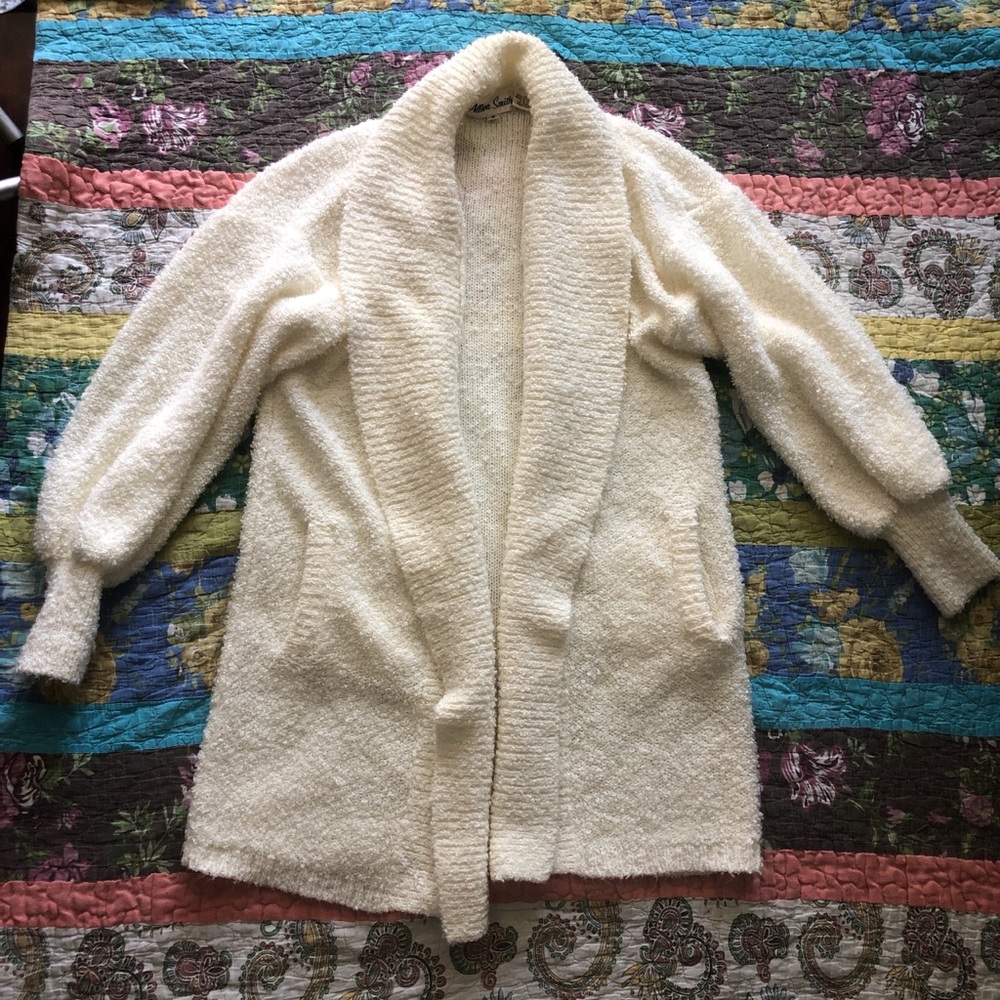 Vintage Cream and white chunky fuzzy cardigan